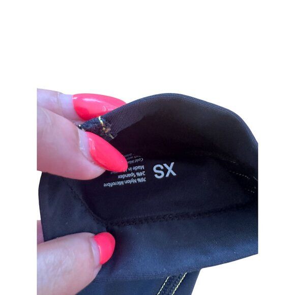 SKINS Women's Black Arm Compression Sleeves Size XS - Picture 6 of 6